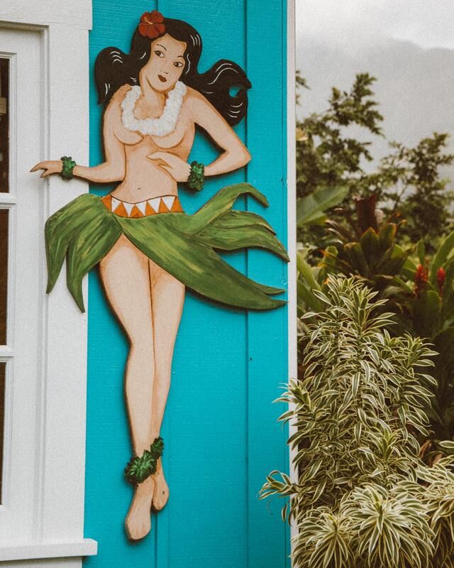 kauai-hula-girl-painting